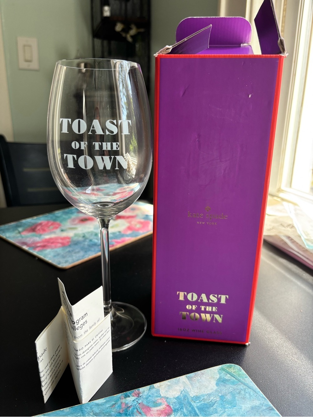 kate spade "Toast of the Town Wine Glass